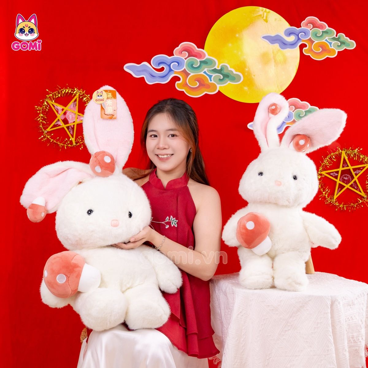 Gấu Bông Thỏ Trắng Ôm Nấm