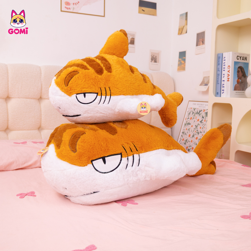 Gấu Bông Cá Mập Vàng