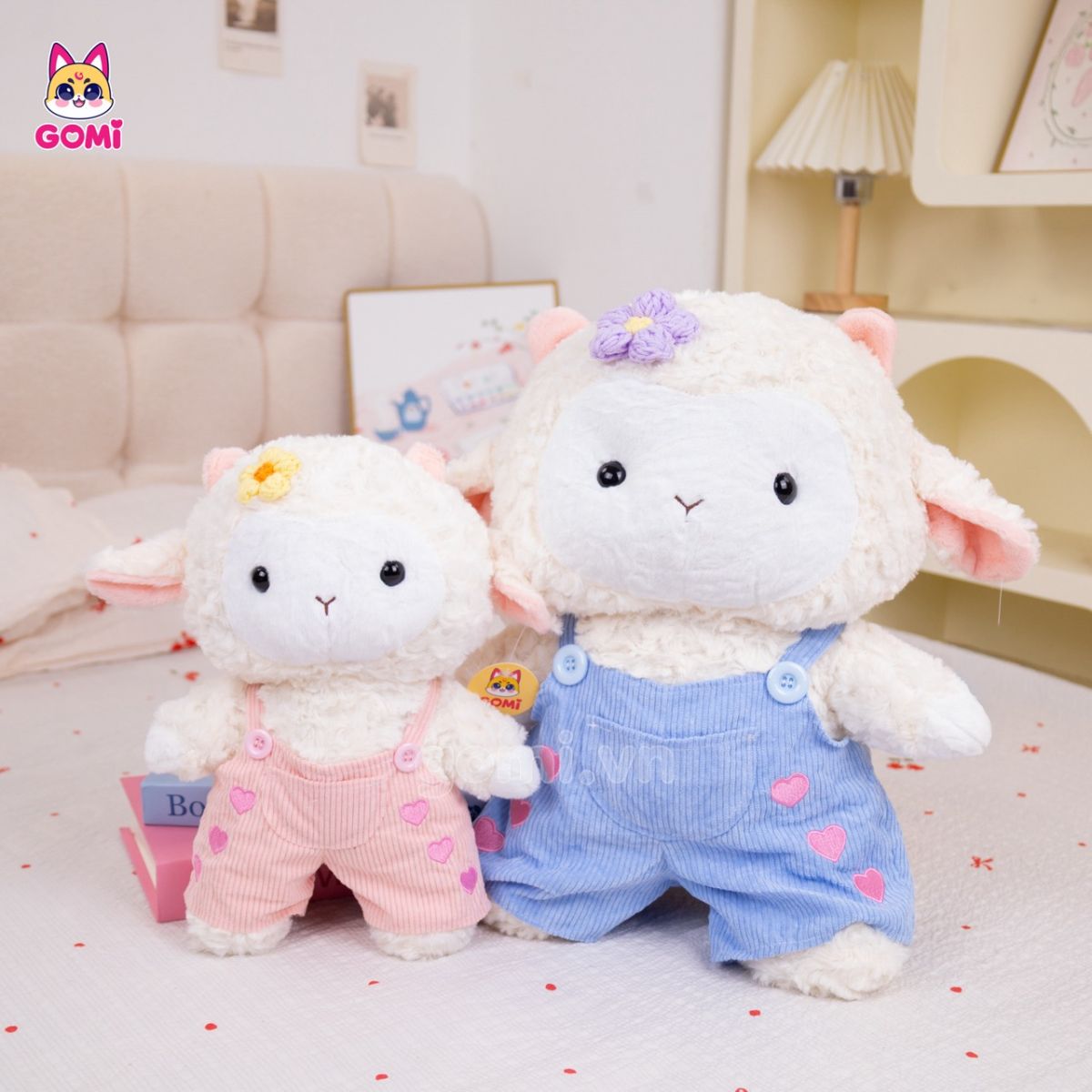 Gấu Bông Cừu Cài Hoa Yếm