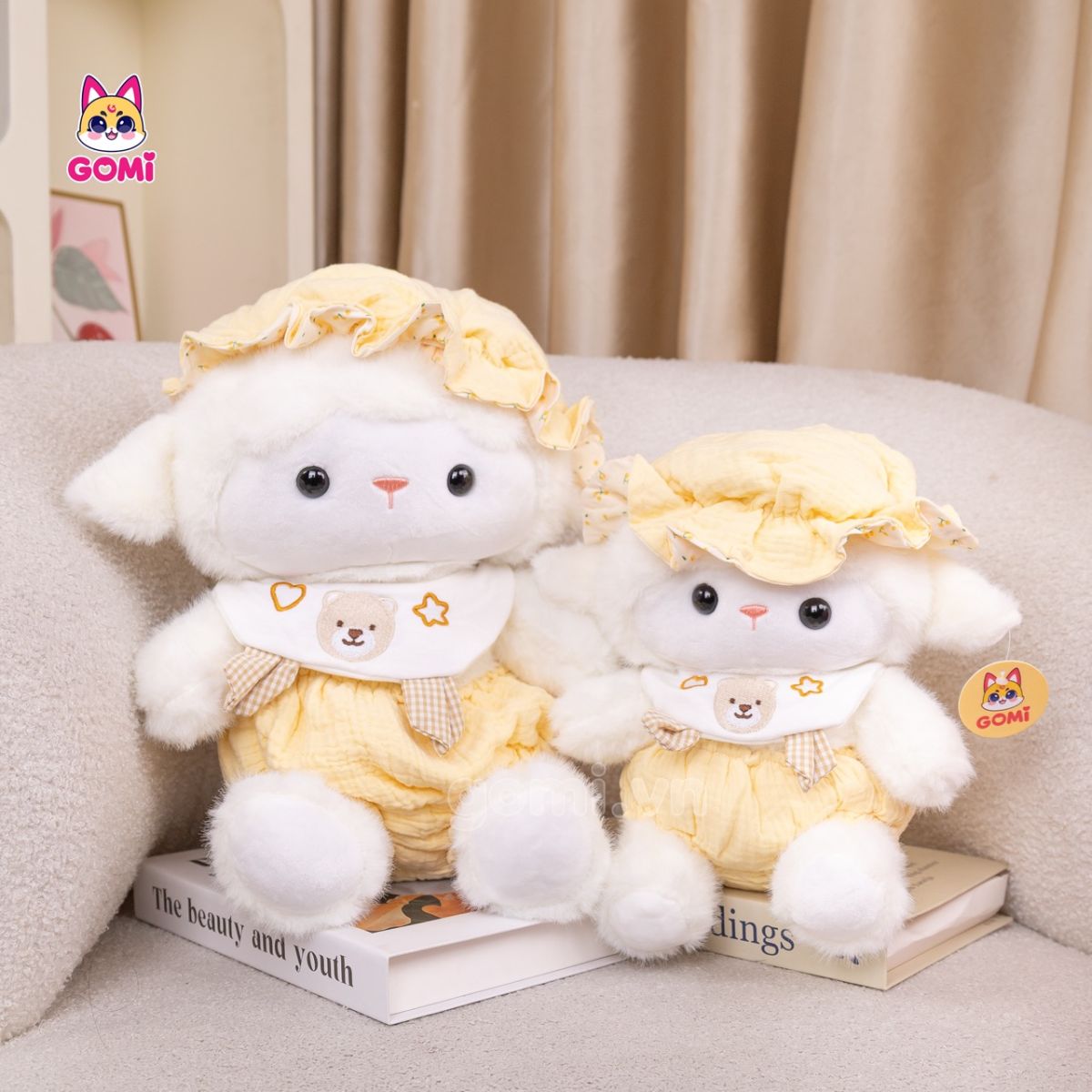 Gấu Bông Cừu Đội Mũ Yếm Gấu