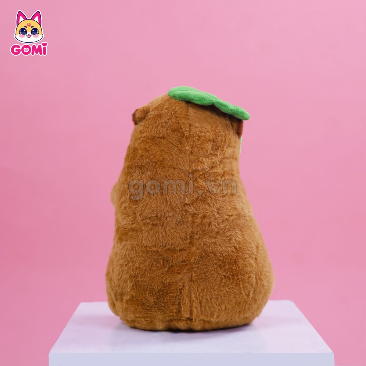 Gấu Bông Capybara Cầm Lá