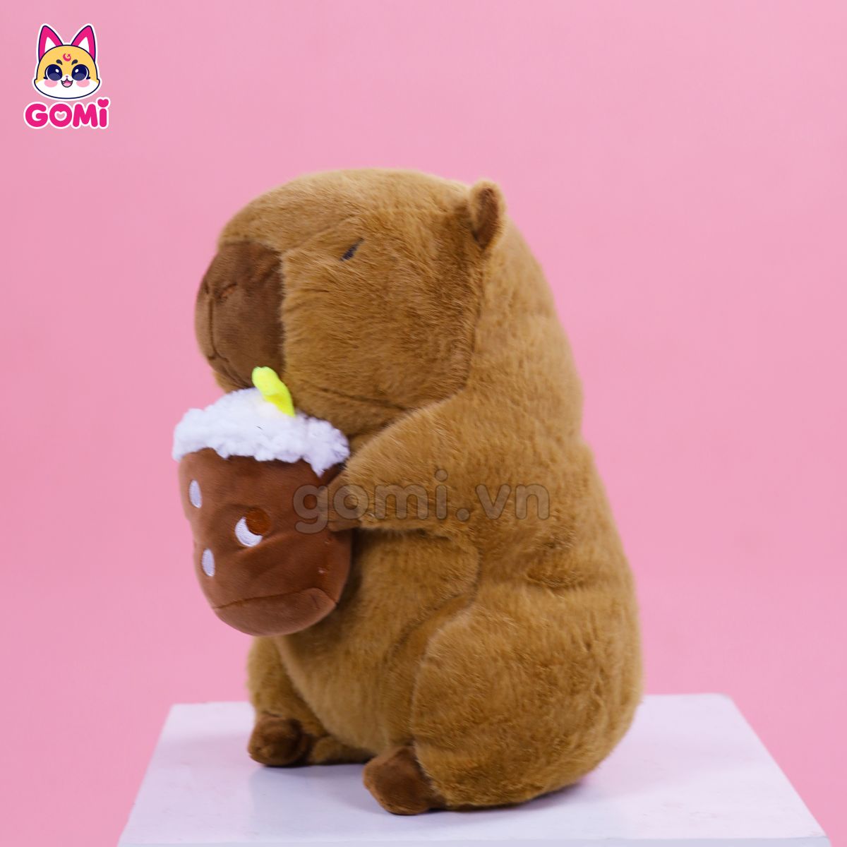 Gấu Bông Capybara Ôm Trà Sữa