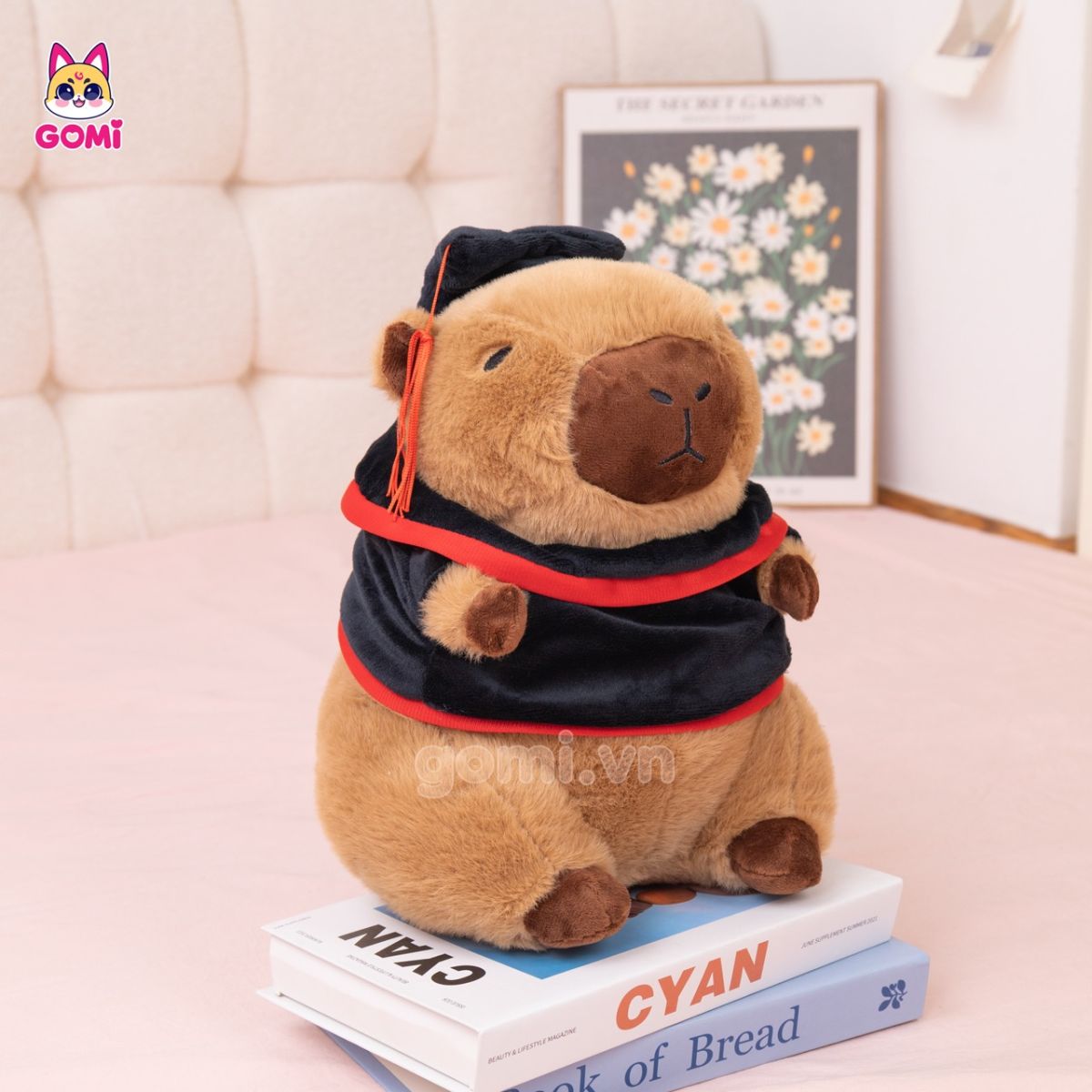 Gấu Bông Capybara Tốt Nghiệp