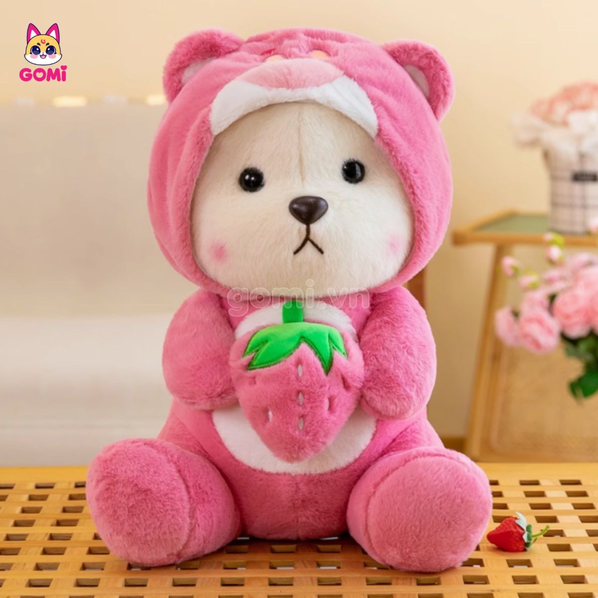 Gấu Lena Cosplay Lotso Ôm Dâu Hồng Nhạt