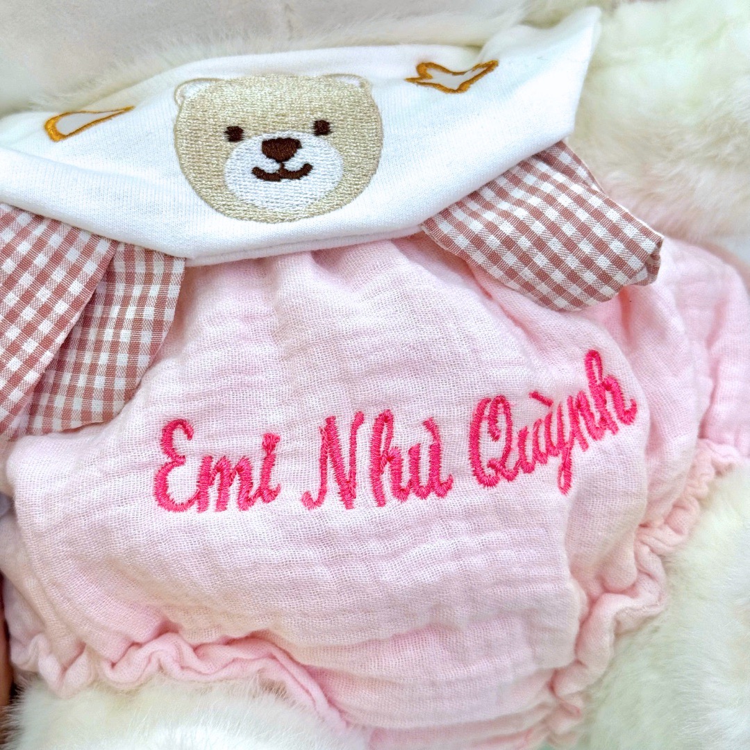 Gấu Bông Cừu Đội Mũ Yếm Gấu (Thêu Tên)