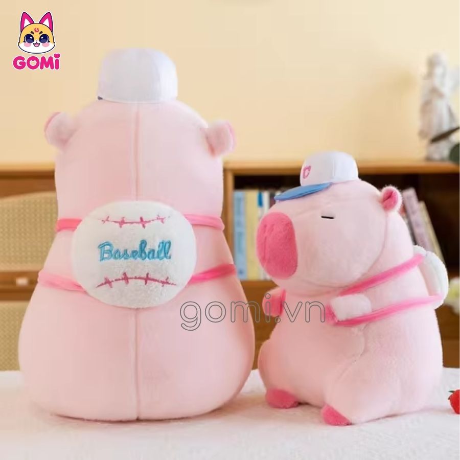 Gối Mền Capybara Đeo Balo Đội Nón Kem