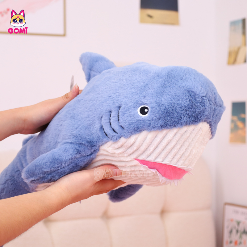 Gấu Bông Gối Ôm Cá Mập Miệng Hồng