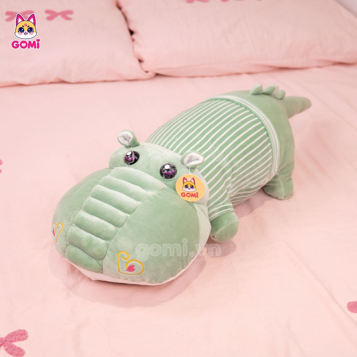 Gấu Bông Cá Sấu Mềm Áo Kẻ