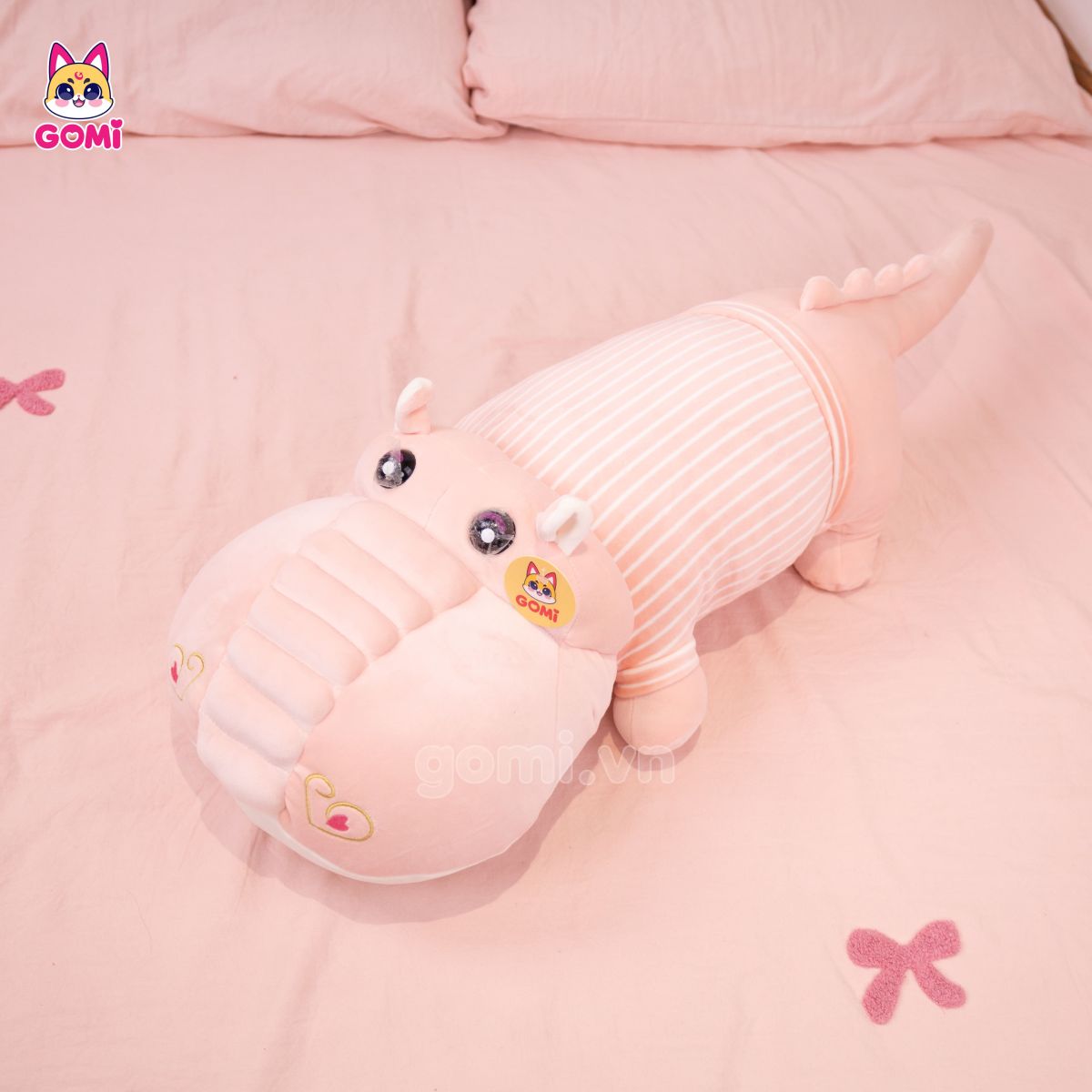 Gấu Bông Cá Sấu Mềm Áo Kẻ