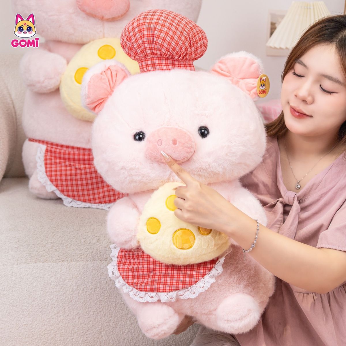 Gấu Bông Heo Lulu Ôm Phô Mai