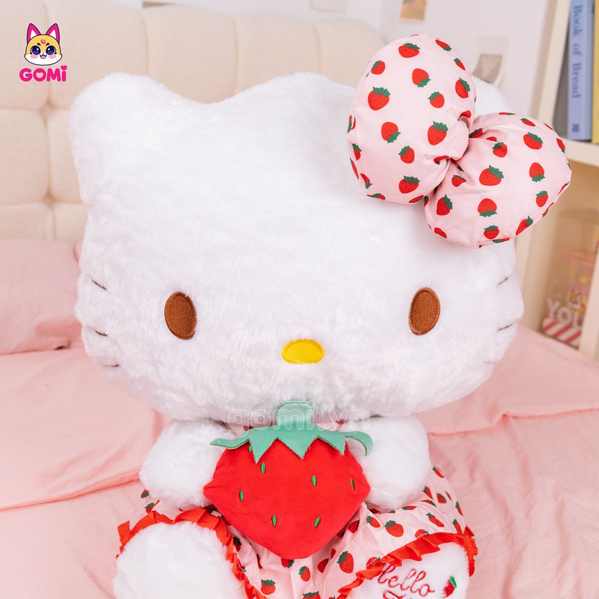 Gấu Bông Kitty Váy Dâu Ôm Dâu