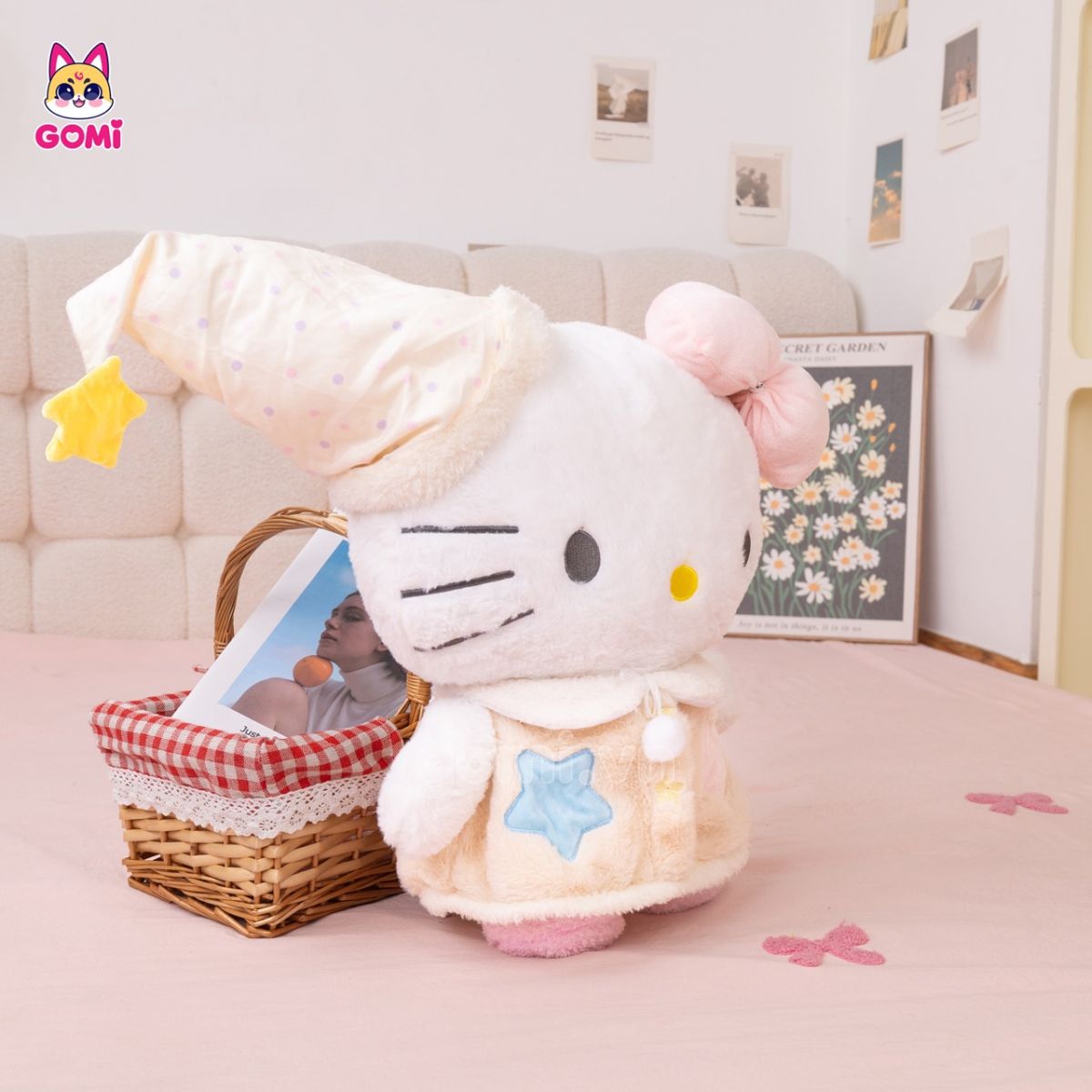 Gấu Bông Kitty Áo Choàng Đội Mũ Sao