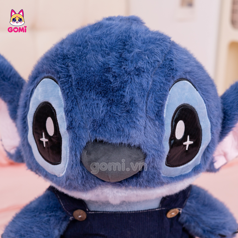 Gấu Bông Stitch Đeo Yếm Jeans