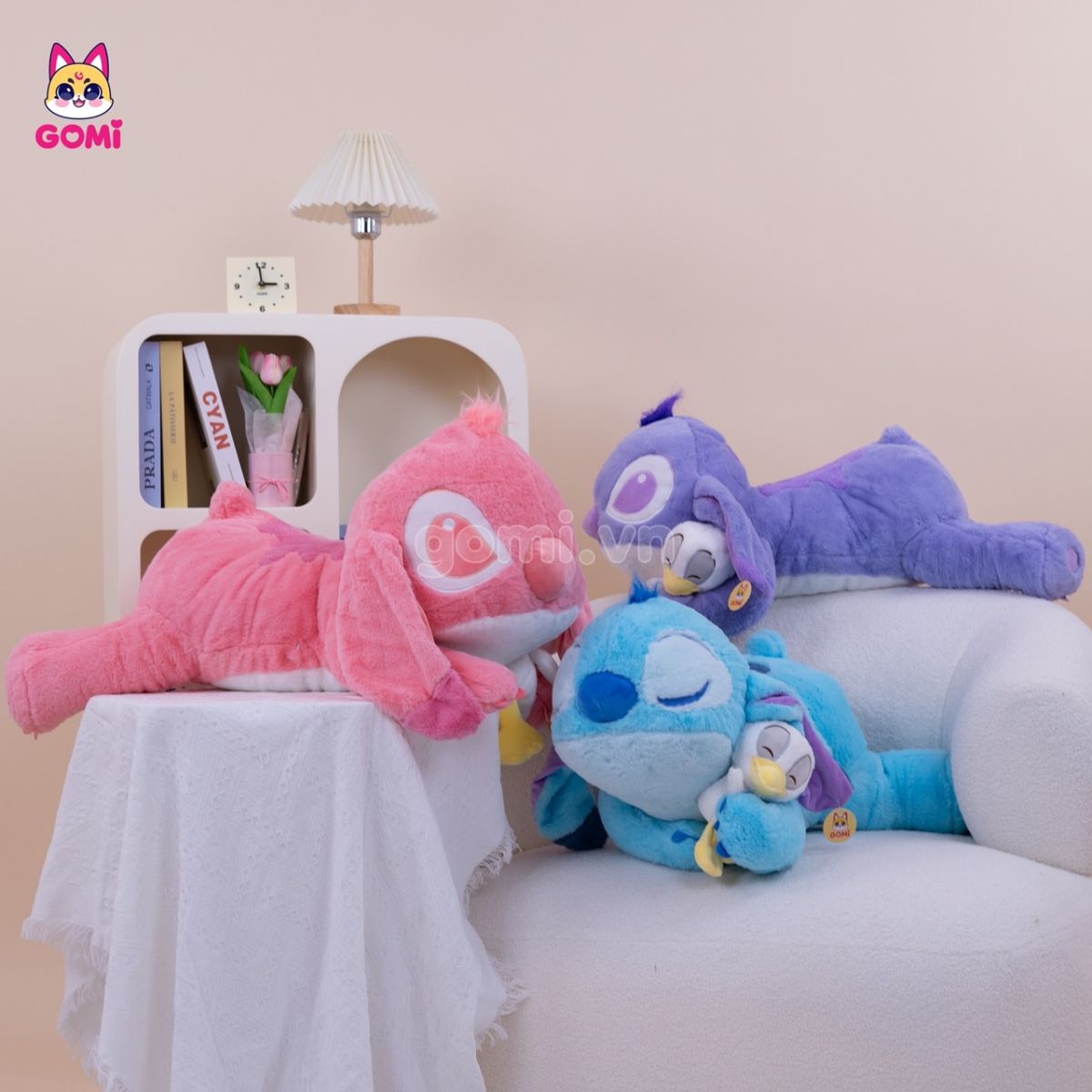 Stitch Nằm Ôm Vịt