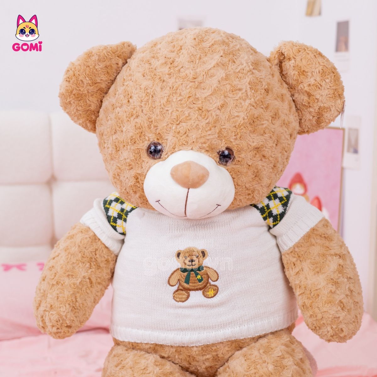 Gấu Bông Teddy Áo Len Trắng Thêu Gấu