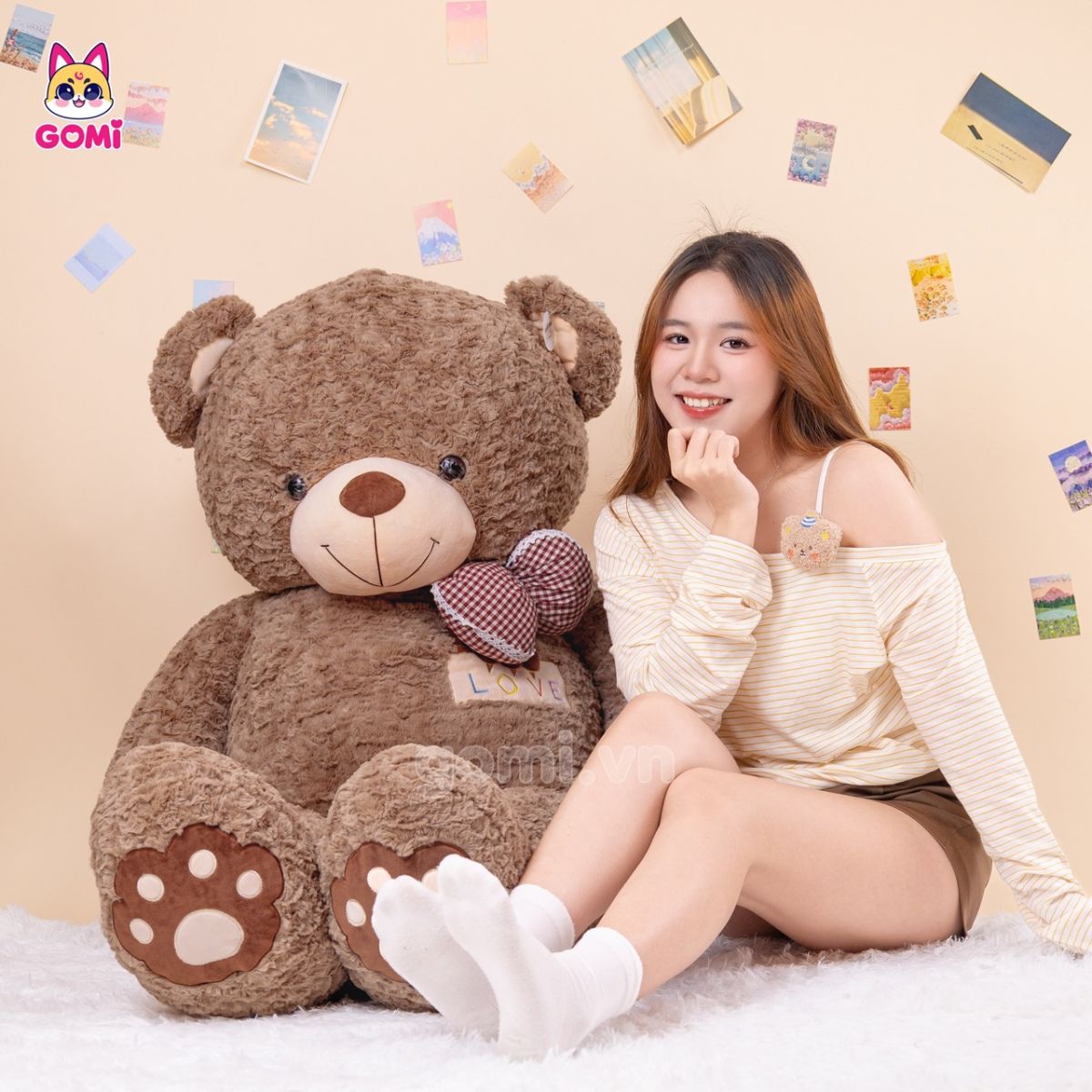 Gấu Bông Teddy Lông Xoắn Ngực Love