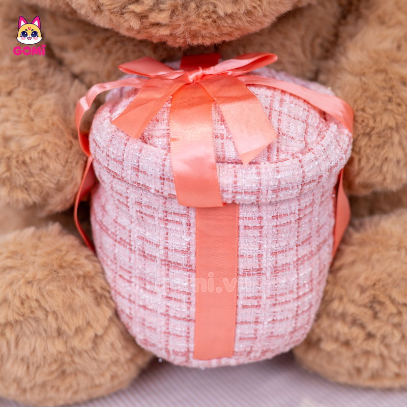 Gấu Bông Teddy Ngồi Ôm Quà