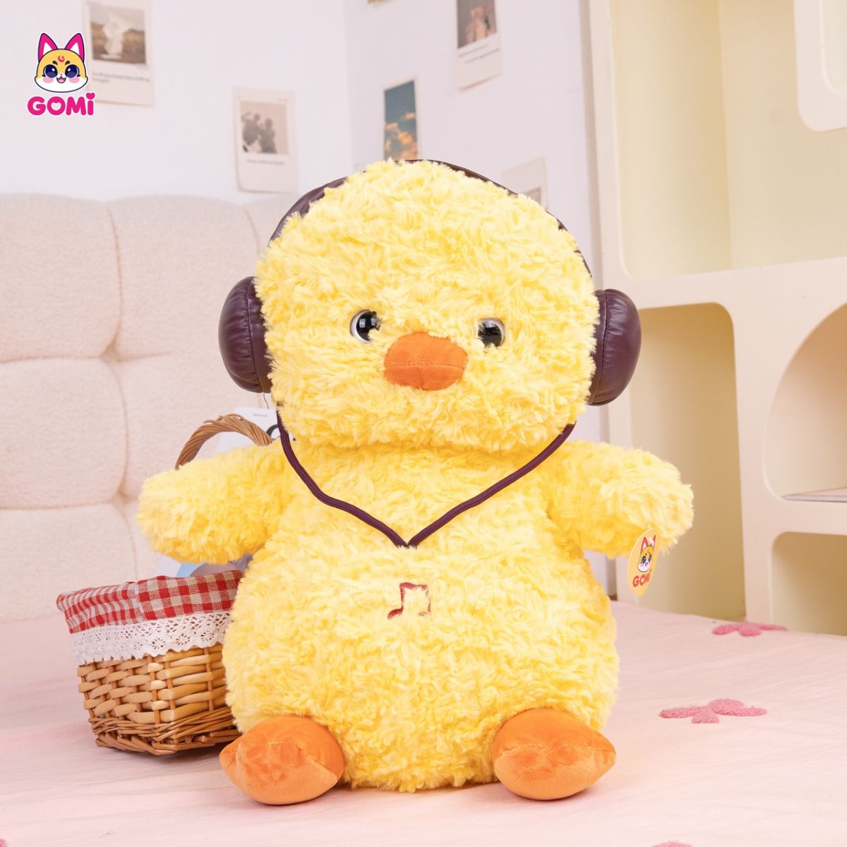 Gấu Bông Vịt Vàng Đeo Tai Nghe