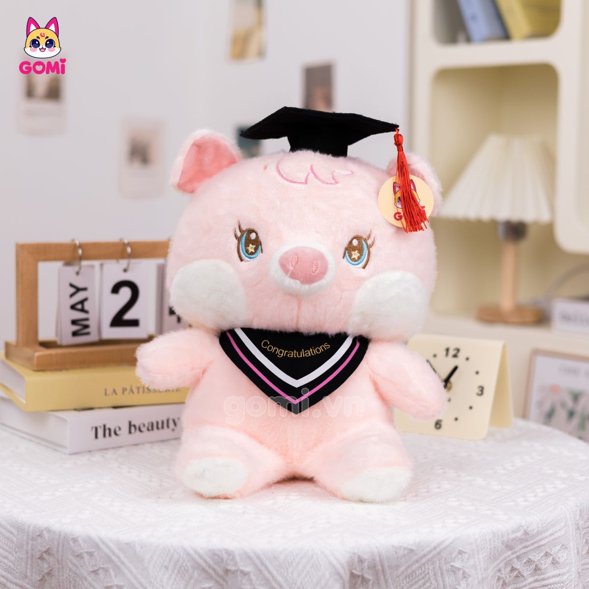 Gấu Bông Tốt Nghiệp Heo Hồng