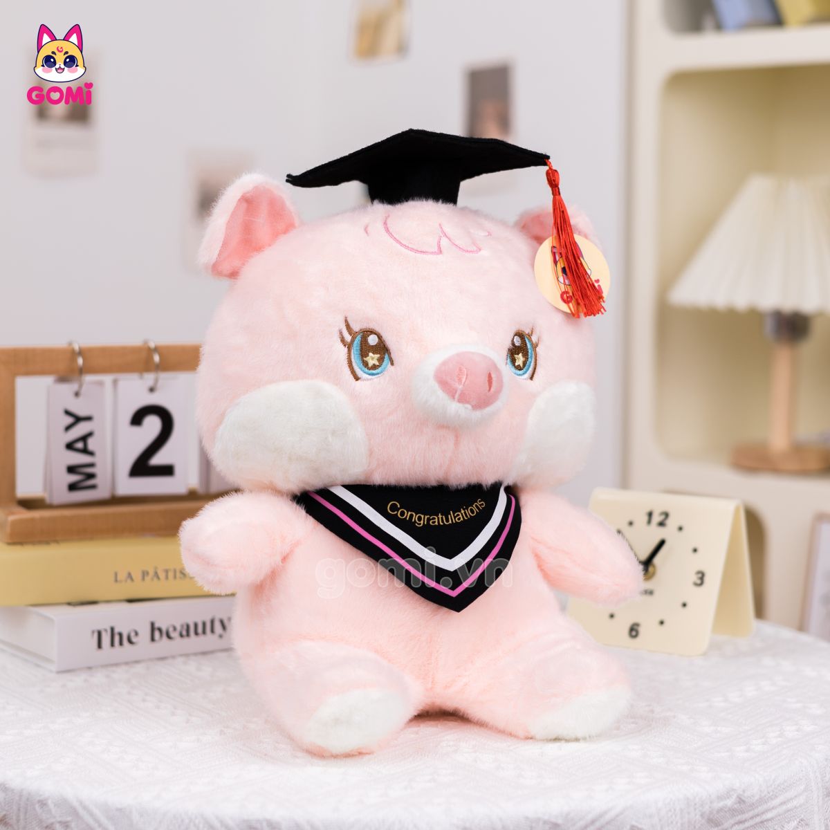 Gấu Bông Tốt Nghiệp Heo Hồng